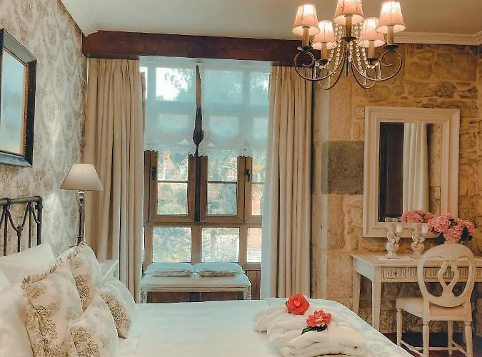 托雷多里奥酒店 4* 卡尔达斯·德·雷斯