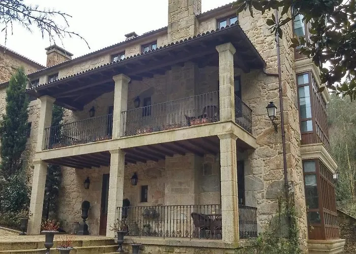 托雷多里奥酒店 4* 卡尔达斯·德·雷斯